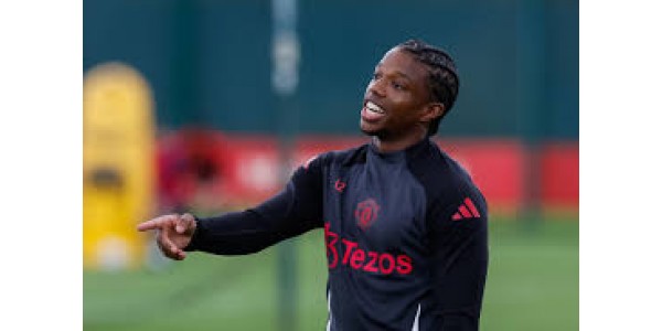 FrançaisManchester United nettoie la première signature de Ten Hag